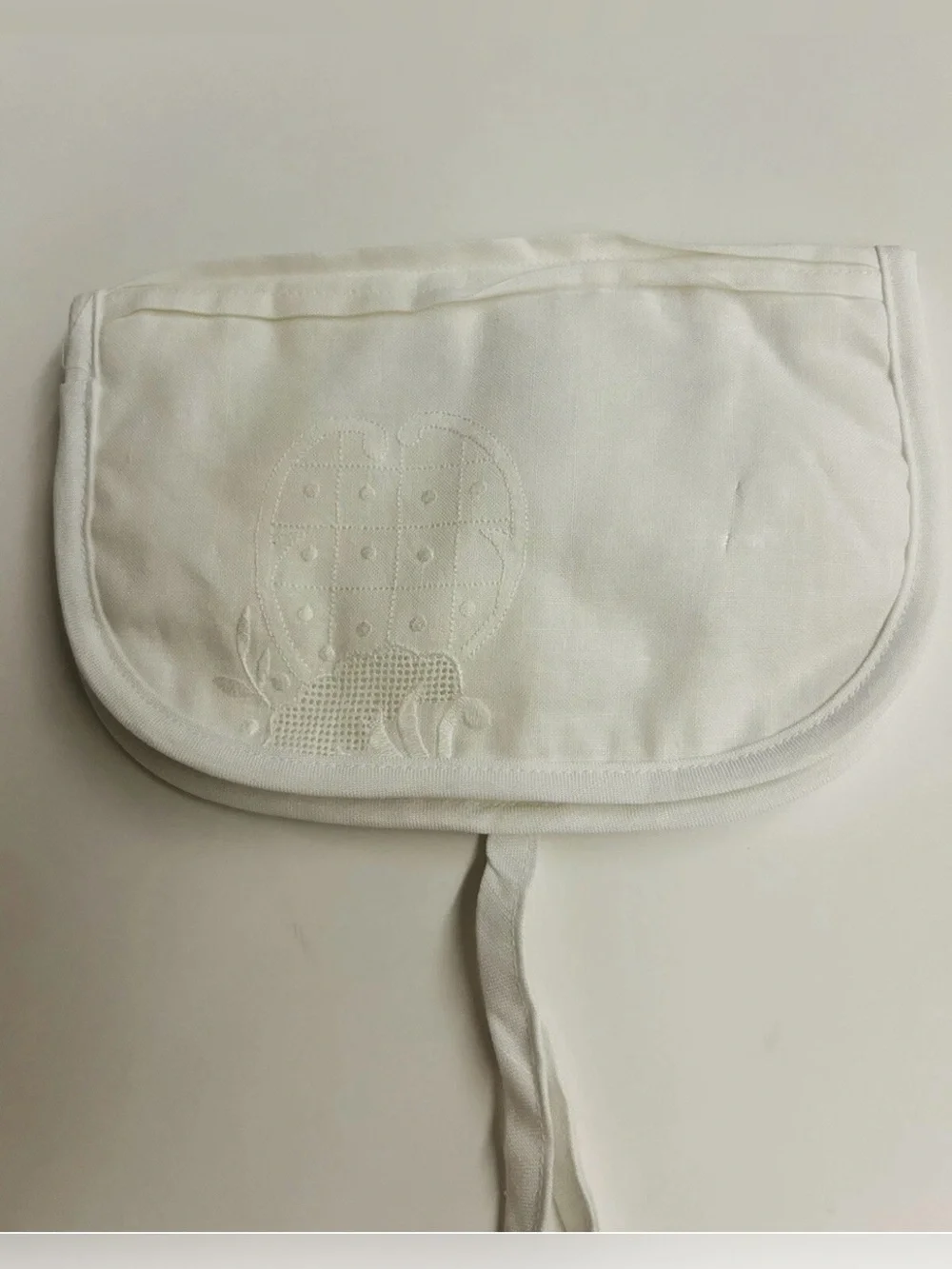 New Paperwhite Lace Jewelry Case Hand Embroidered 2 Zip Inside Compartment